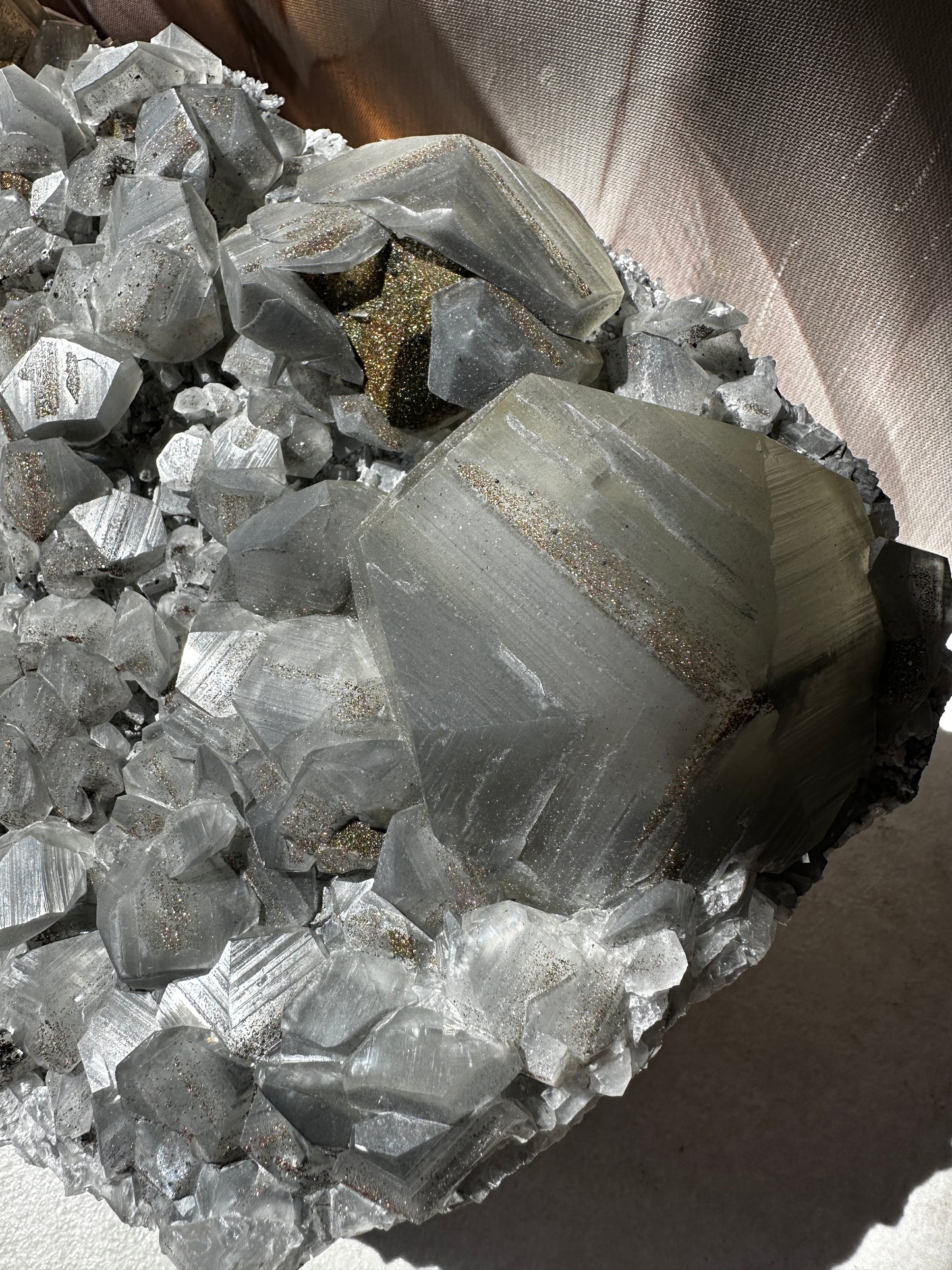 Mercedes ‘Benz’ Calcite with chalcopyrite