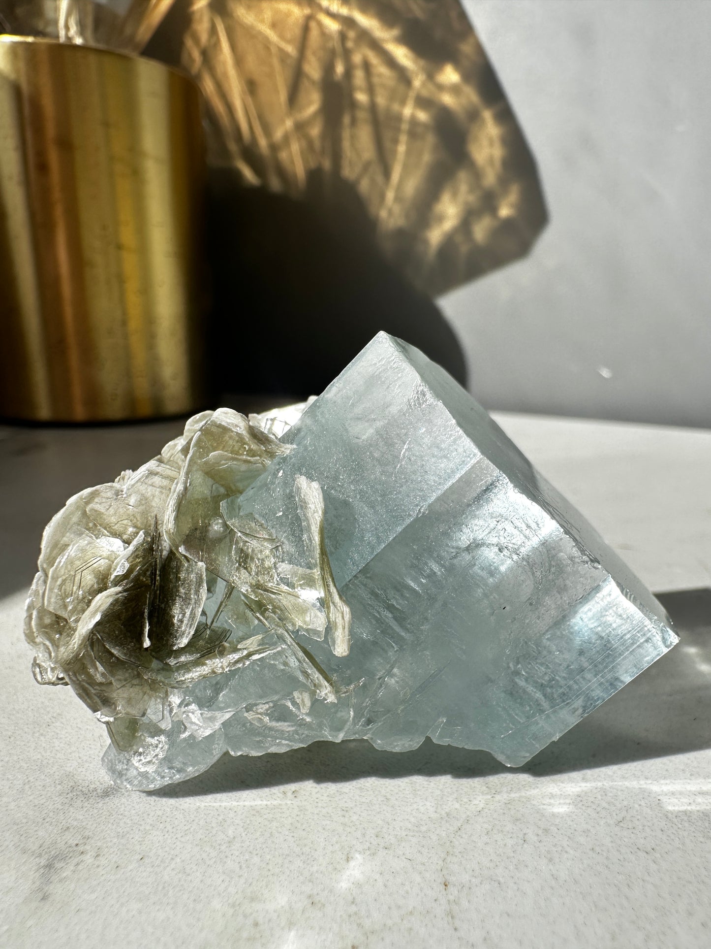 High Grade Aquamarine with Muscovite (Pakistan)